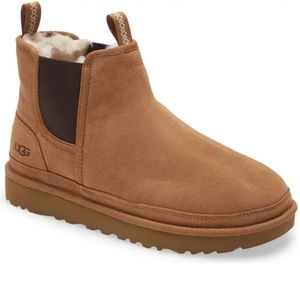 UGG Neumel Chelsea Boot UNWORN